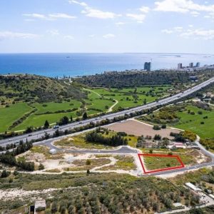 1,628m² Plot for Sale in Agios Tychonas, Limassol District