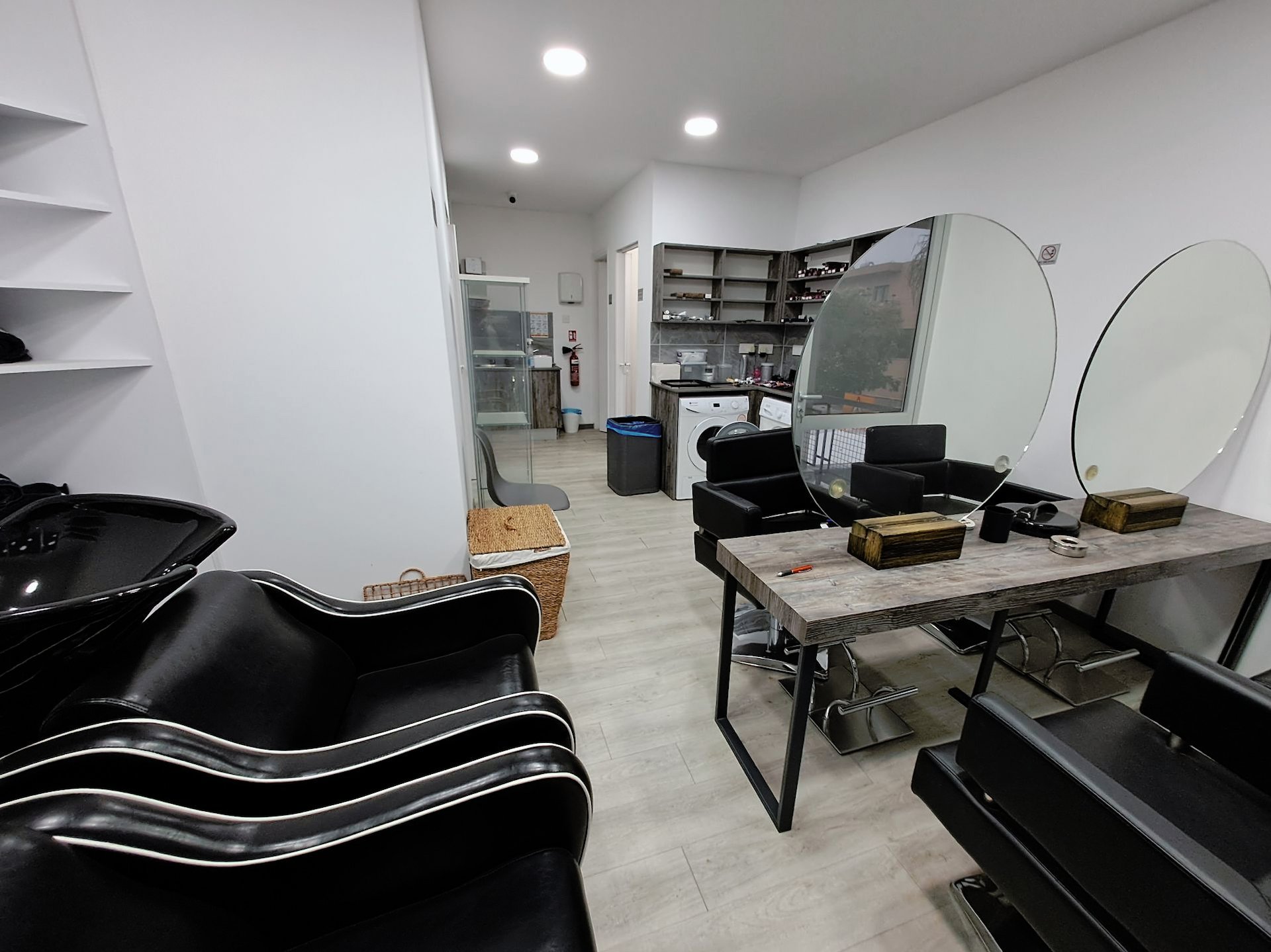 100m² Commercial for Rent in Limassol – Zakaki