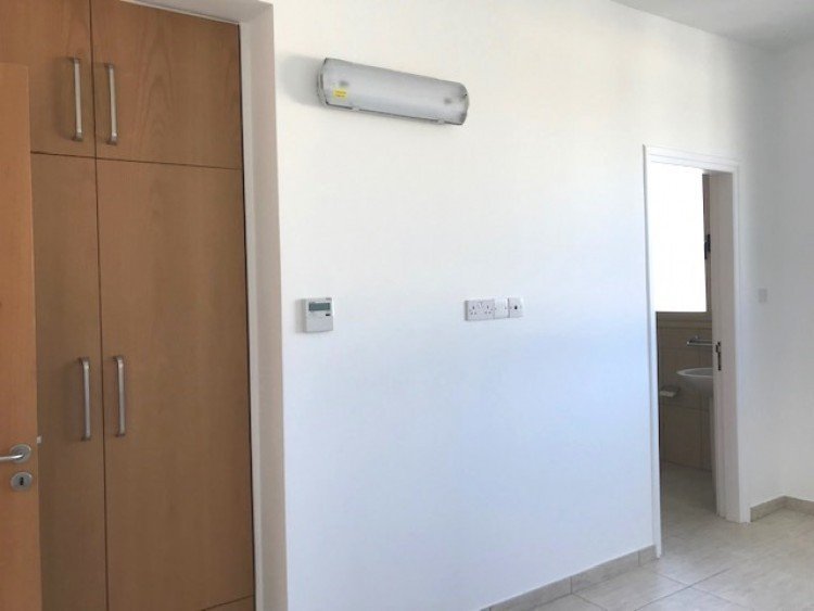 1000m² Building for Sale in Limassol – Kapsalos