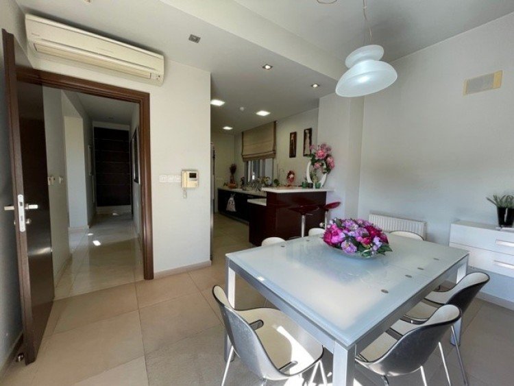 4 Bedroom House for Sale in Palodeia, Limassol District