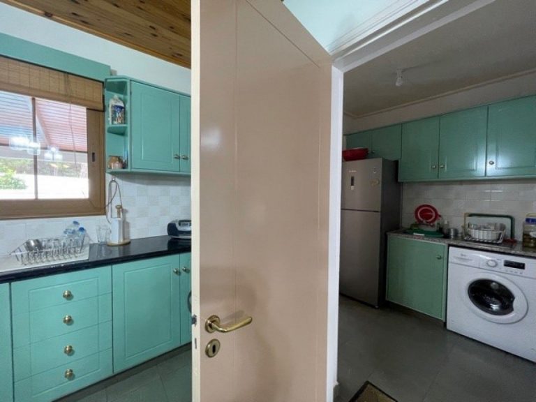 3 Bedroom House for Sale in Silikou, Limassol District