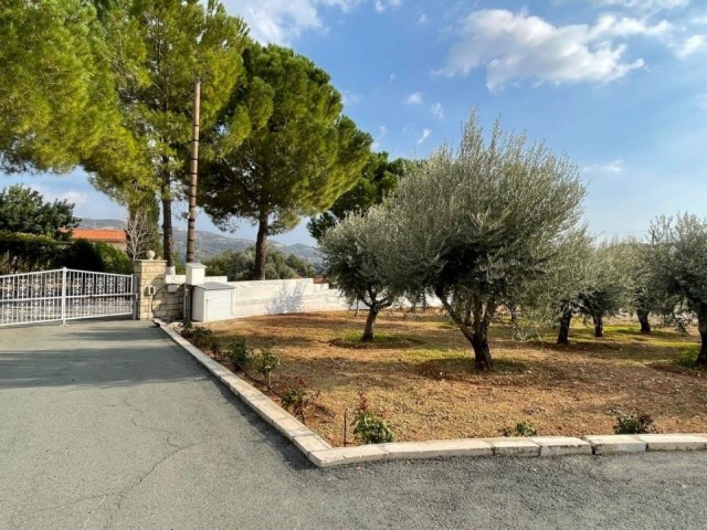 3 Bedroom House for Sale in Silikou, Limassol District