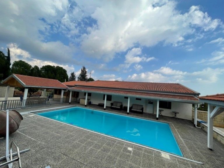 3 Bedroom House for Sale in Silikou, Limassol District