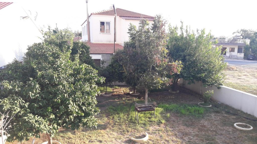 3 Bedroom House for Sale in Aradippou, Larnaca District