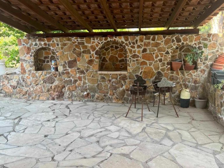 4 Bedroom House for Sale in Kornos, Larnaca District