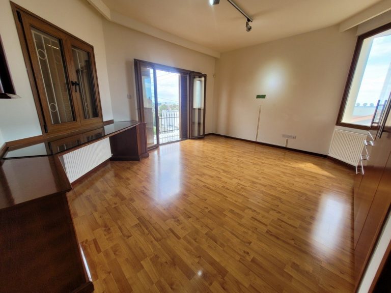 6+ Bedroom House for Sale in Limassol – Ekali