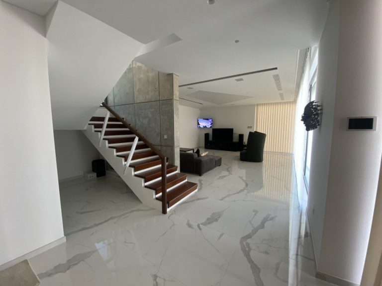 3 Bedroom House for Sale in Trachoni Lemesou, Limassol District