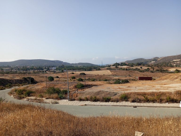 1,184m² Plot for Sale in Monagroulli, Limassol District