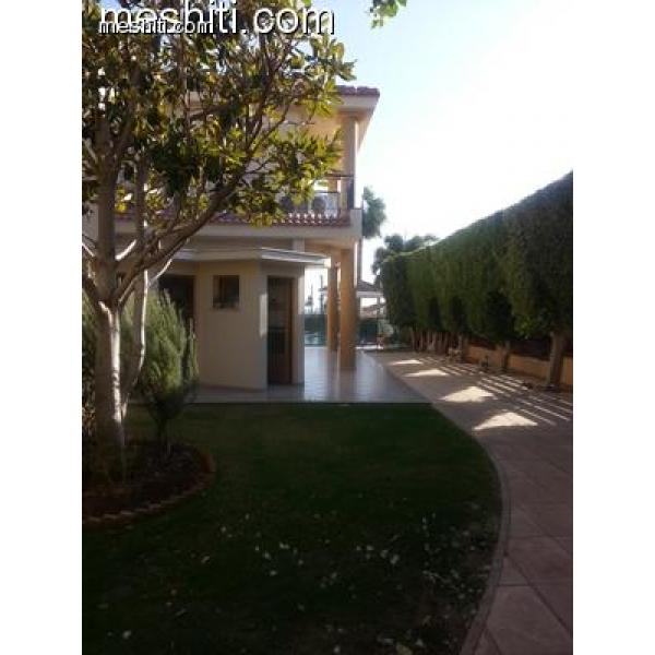 6+ Bedroom House for Sale