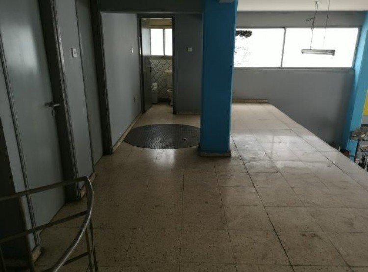 198m² Commercial for Sale in Limassol – Omonoia