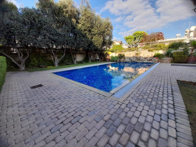 5 Bedroom House for Sale in Limassol – Naafi