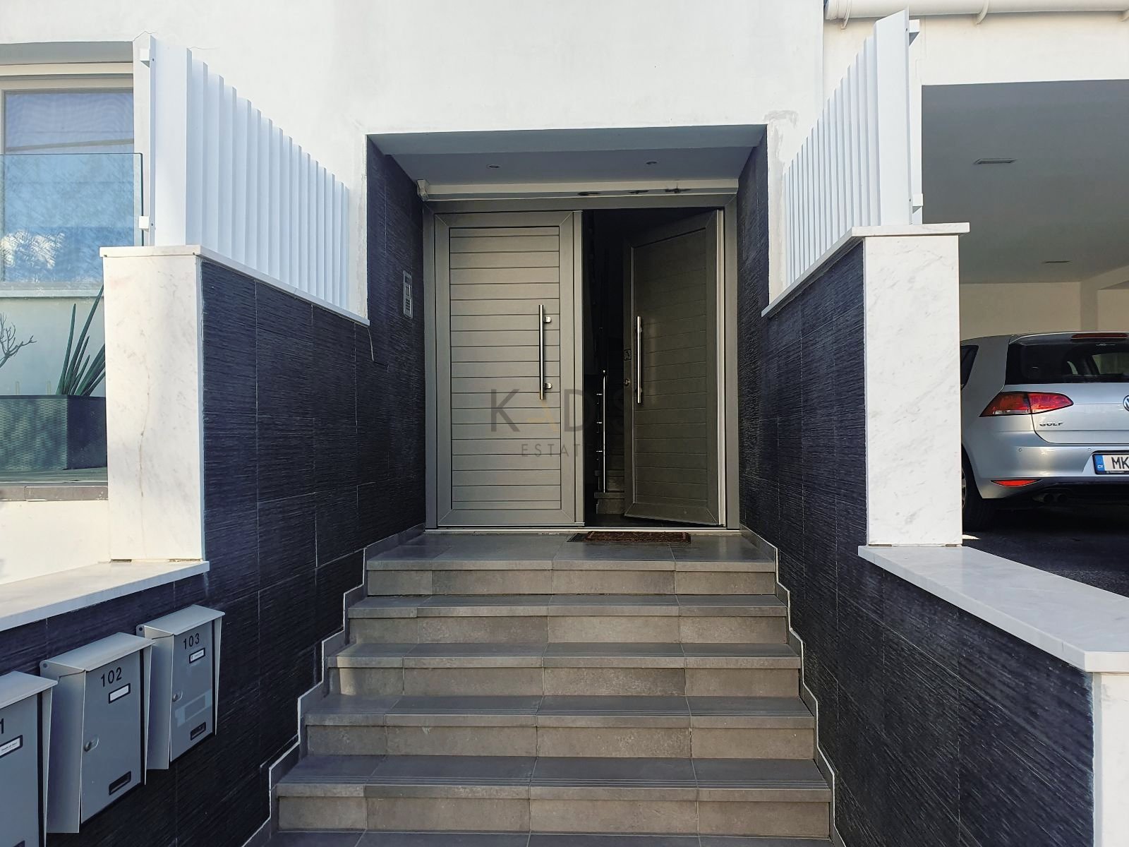 570m² Building for Sale in Nicosia District