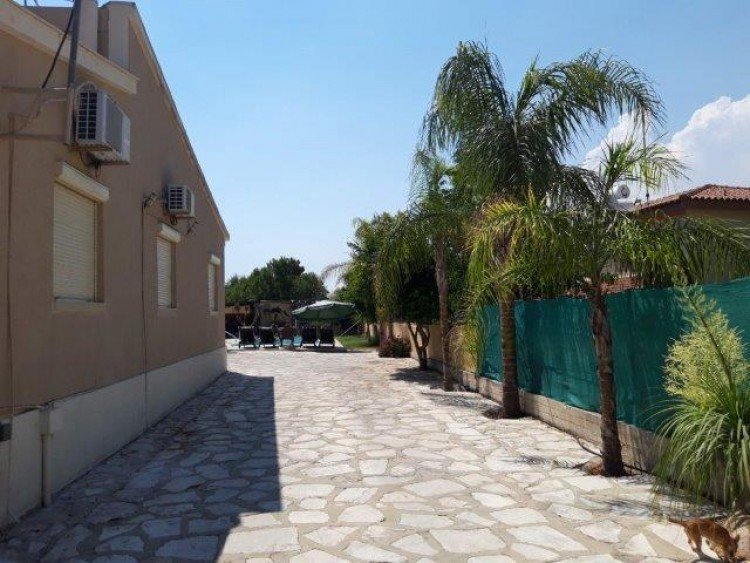 3 Bedroom House for Sale in Paramytha, Limassol District