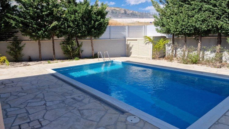 3 Bedroom House for Sale in Pyrgos Lemesou Tourist Area, Limassol District