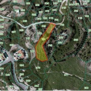 1,840m² Plot for Sale in Armou, Paphos District