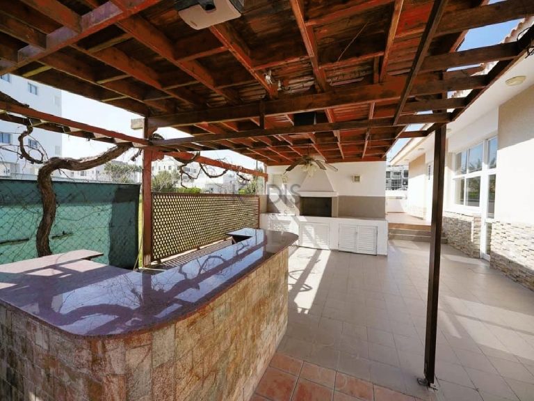 Cheap Houses and Villas for Sale Nicosia up to 800000 euro