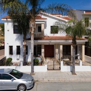 5 Bedroom House for Sale in Larnaca District