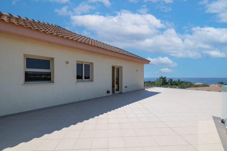 4 Bedroom House for Sale in Pegeia, Paphos District