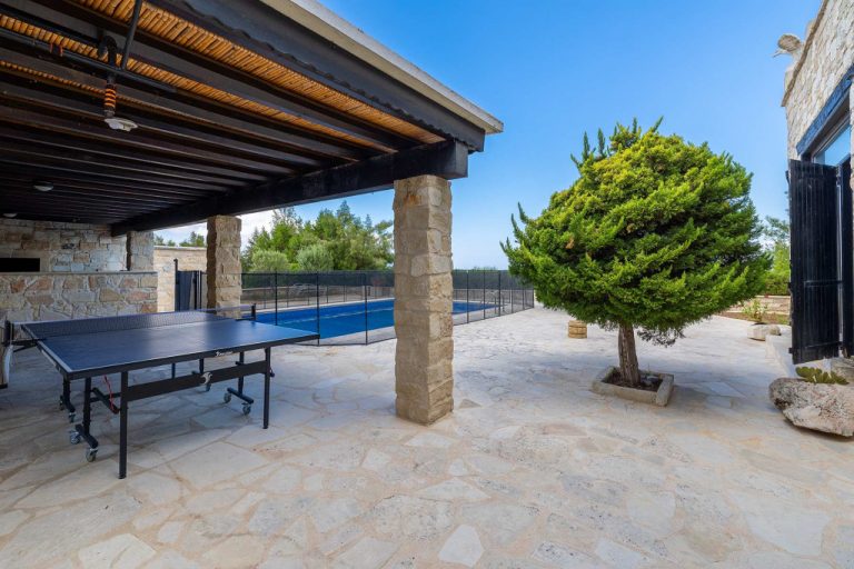 5 Bedroom House for Sale in Pano Akourdaleia, Paphos District