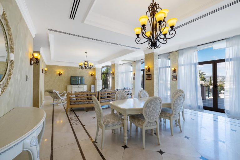 6+ Bedroom House for Sale in Alethriko, Larnaca District