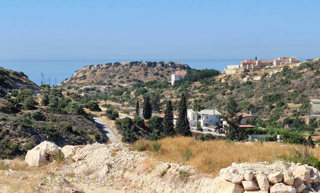 1,700m² Plot for Sale in Agios Tychonas, Limassol District