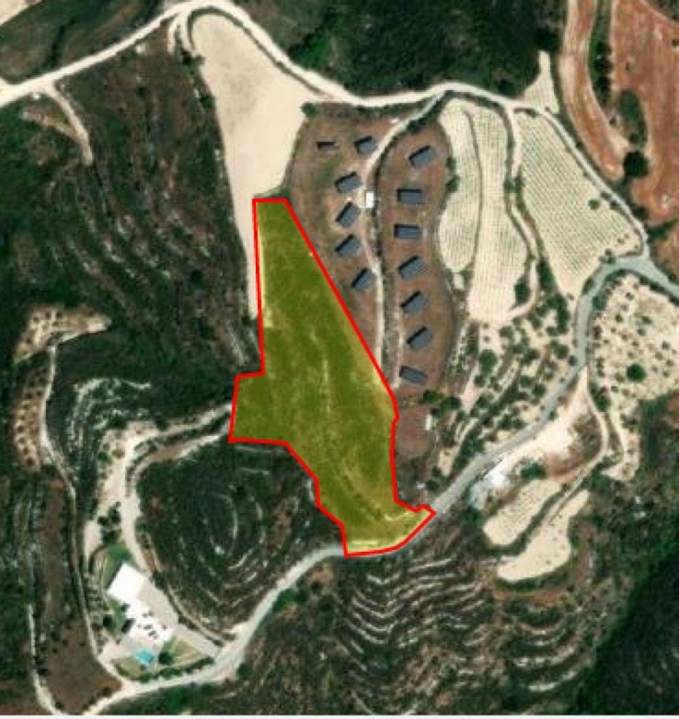 9,365m² Plot for Sale in Tsada, Paphos District