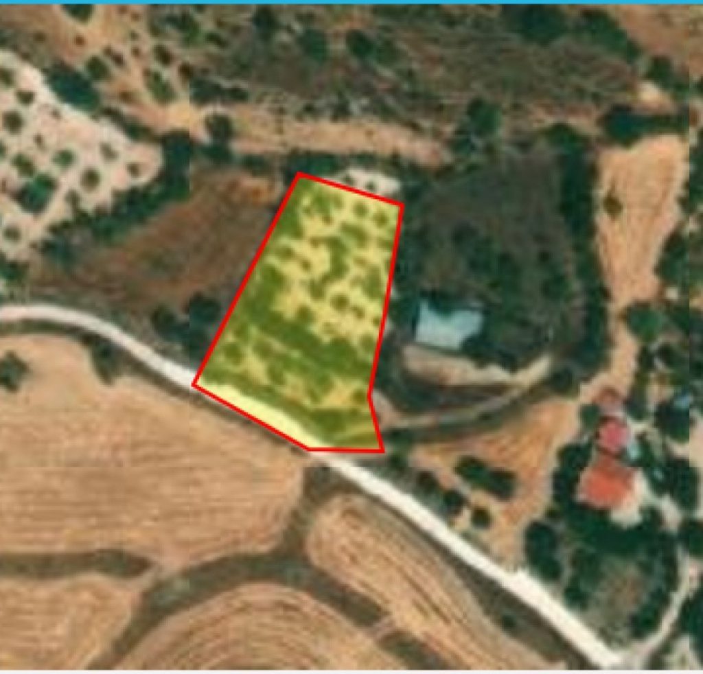 2,342m² Plot for Sale in Milia Pafou, Paphos District