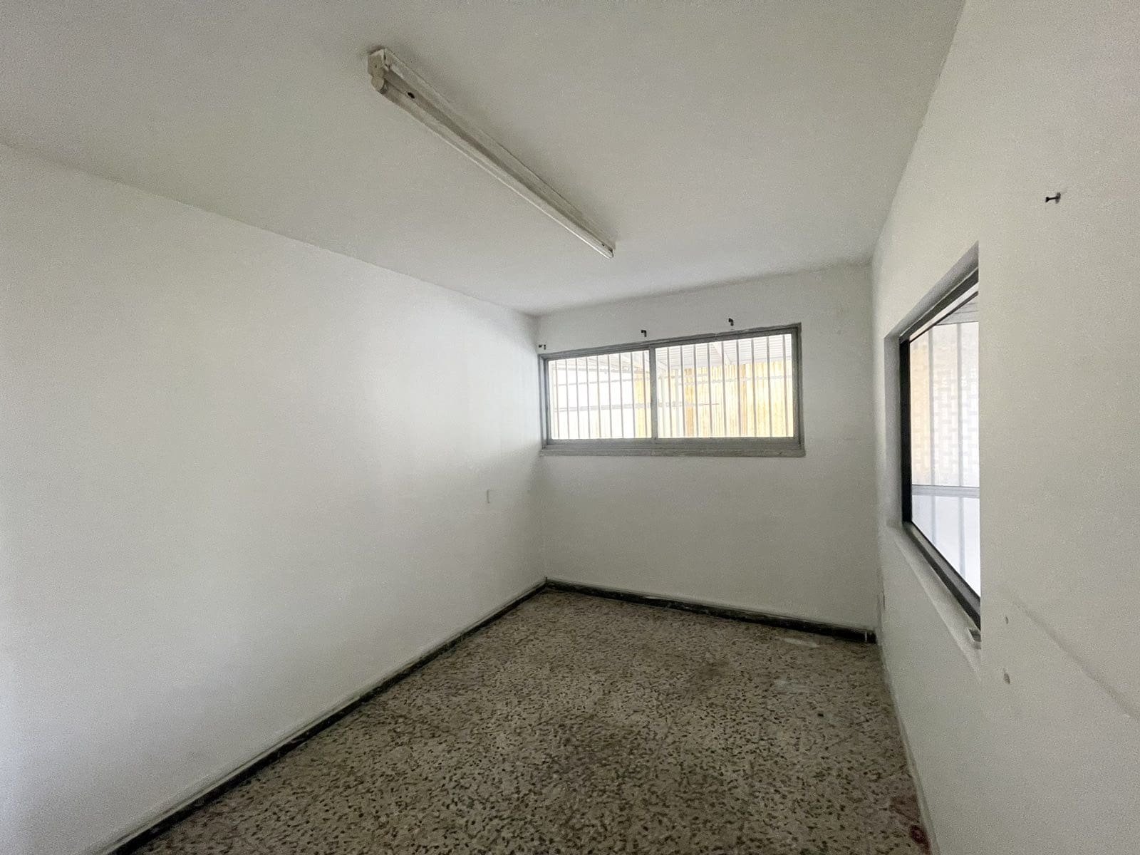Building for Rent in Nicosia – Agios Ioannis, Limassol District