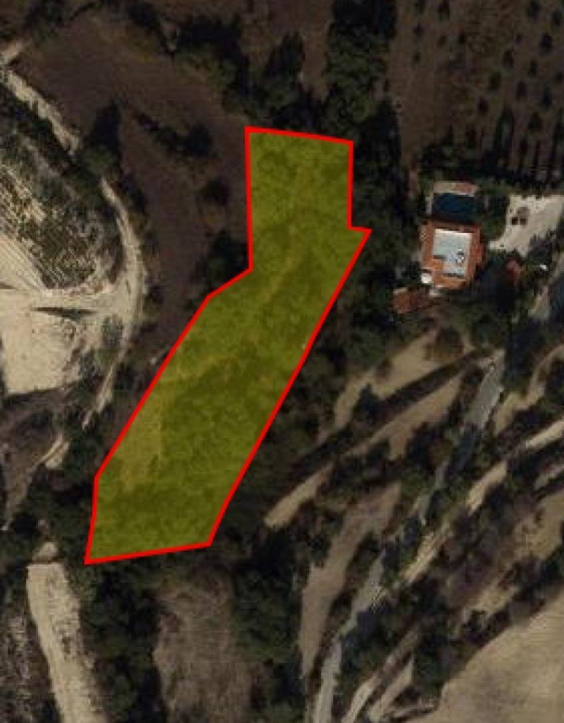 2,676m² Plot for Sale in Tsada, Paphos District