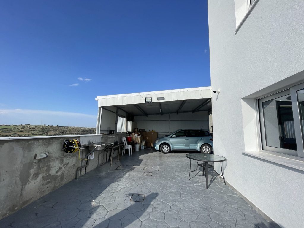 6+ Bedroom House for Rent in Limassol District