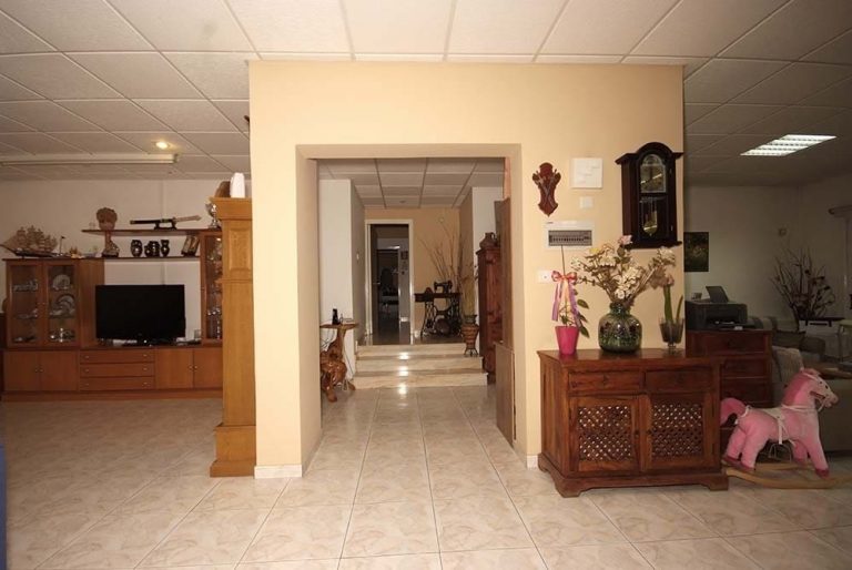 4 Bedroom House for Sale in Strovolos, Nicosia District