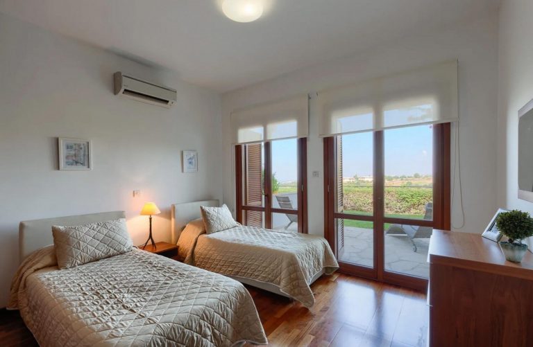 2 Bedroom House for Sale in Aphrodite Hills, Paphos District