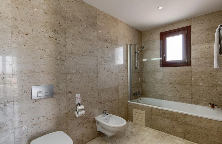 2 Bedroom House for Sale in Aphrodite Hills, Paphos District