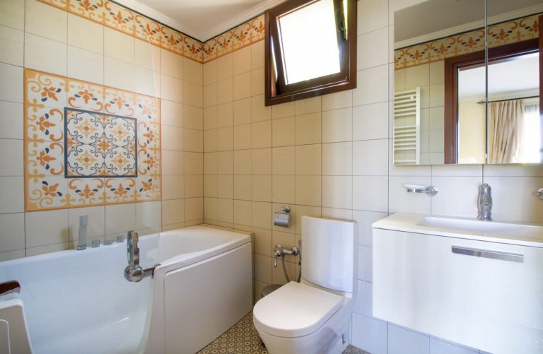 5 Bedroom House for Sale in Aphrodite Hills, Paphos District