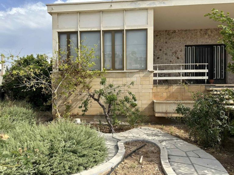 1,254m² Plot for Sale in Paphos – Agios Theodoros