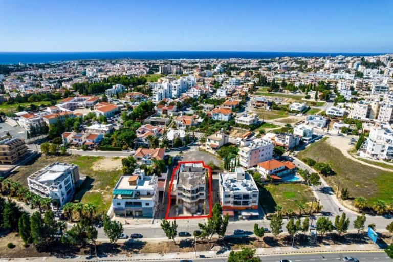785m² Commercial Property for Sale in Paphos – Agios Theodoros