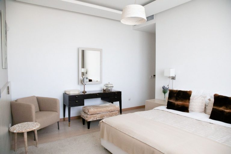 5 Bedroom House for Sale in Agios Tychonas, Limassol District