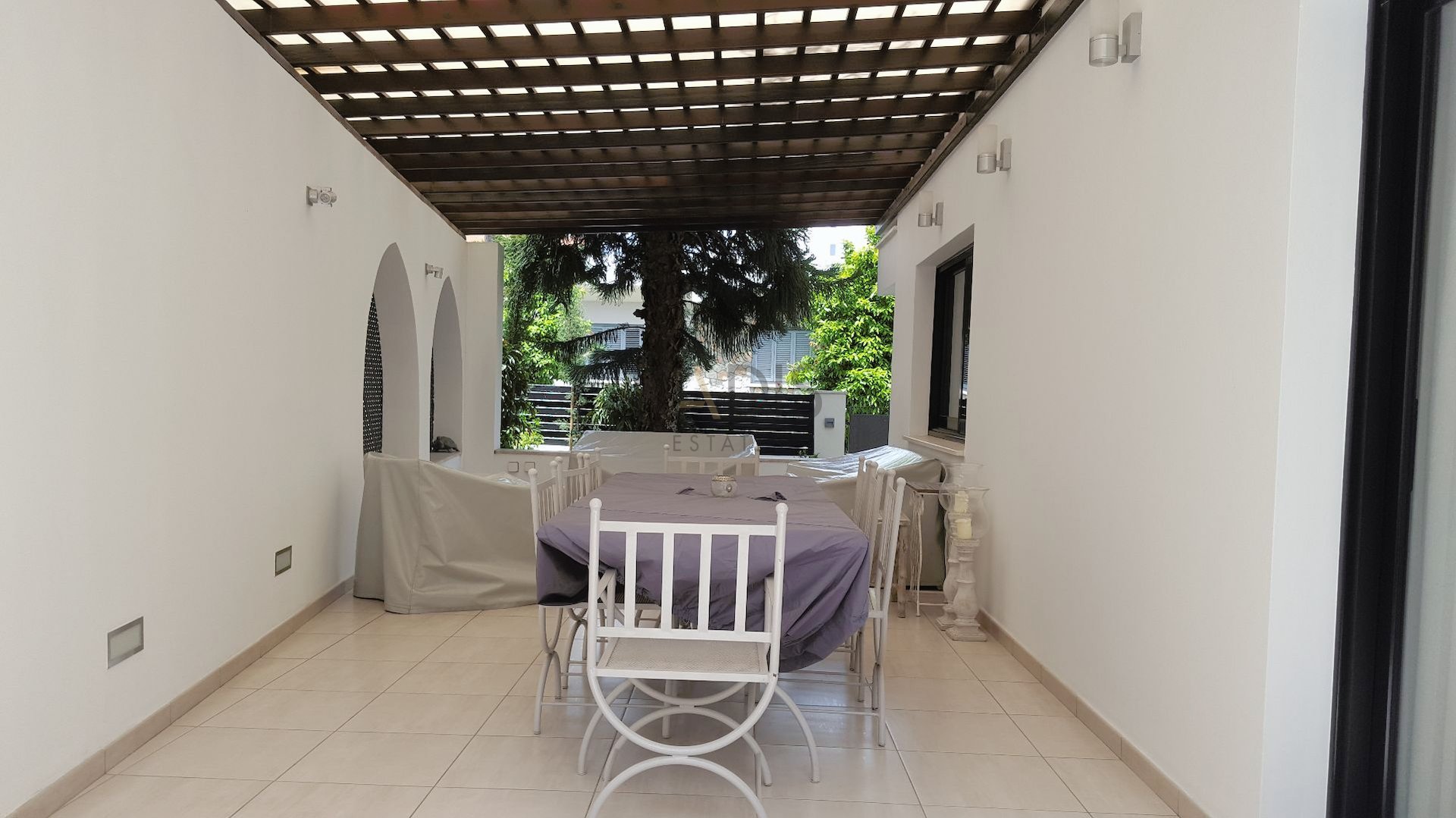 3 Bedroom House for Rent in Agioi Omologites, Nicosia District