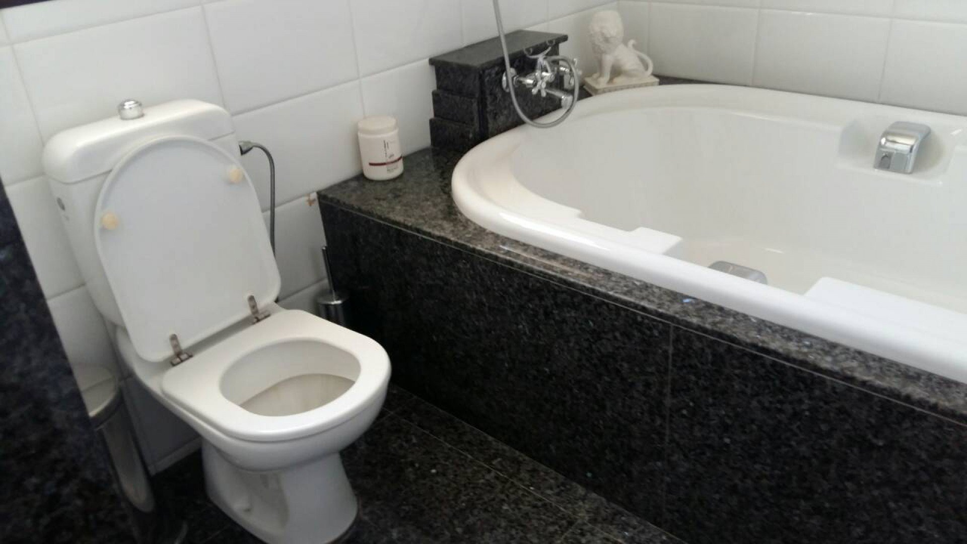 4 Bedroom House for Rent in Ypsonas, Limassol District