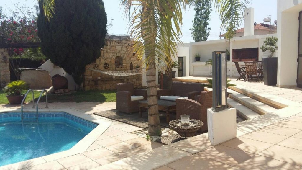 4 Bedroom House for Rent in Ypsonas, Limassol District