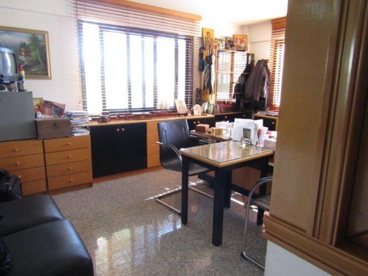 160m² Commercial for Rent in Limassol District