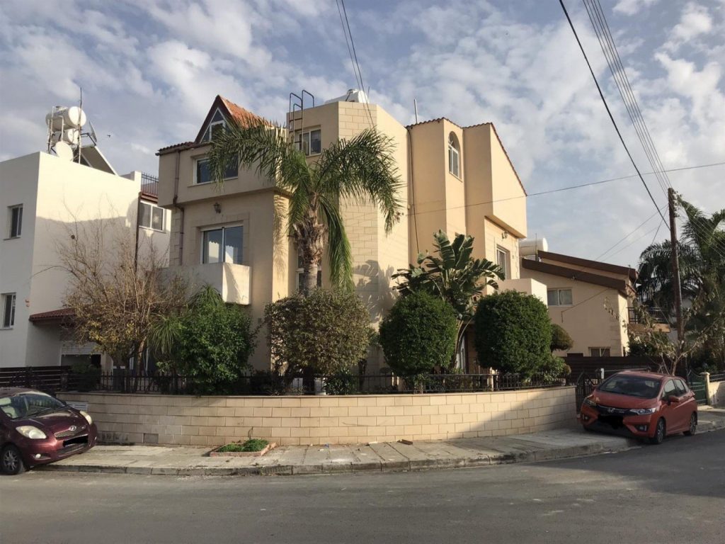 5 Bedroom House for Rent in Ypsonas, Limassol District