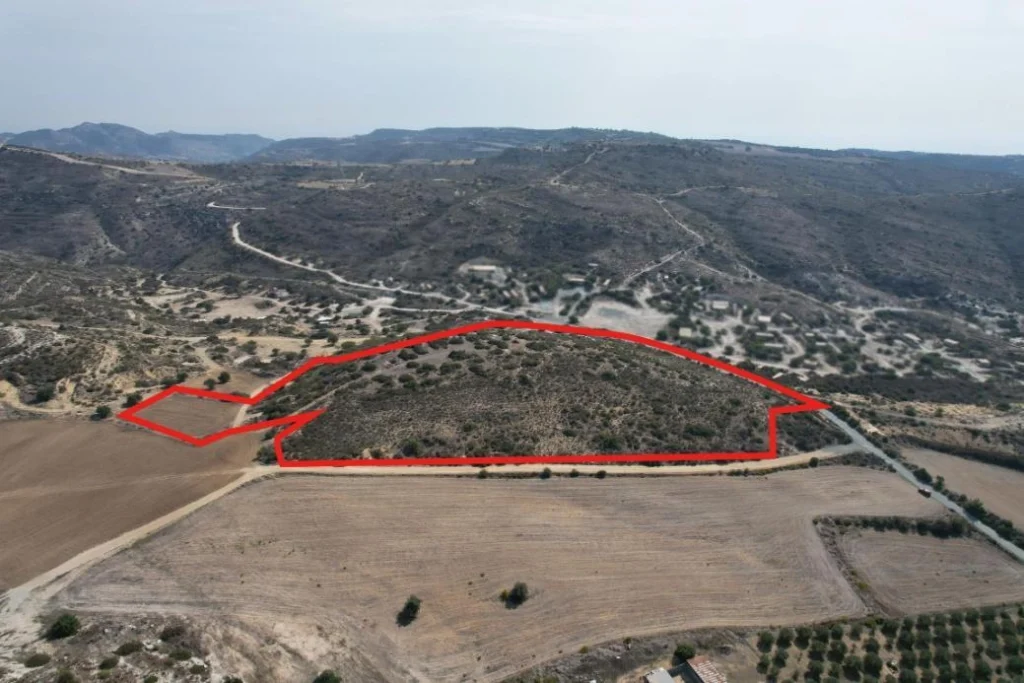 39,131m² Commercial Plot for Sale in Choirokoitia, Larnaca District
