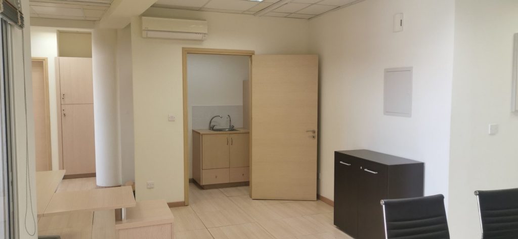 100m² Office for Rent in Limassol – Mesa Geitonia