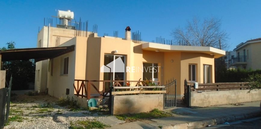 4 Bedroom House for Sale in Paphos – Emba