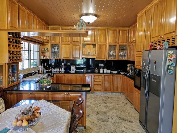 5 Bedroom House for Rent in Limassol District