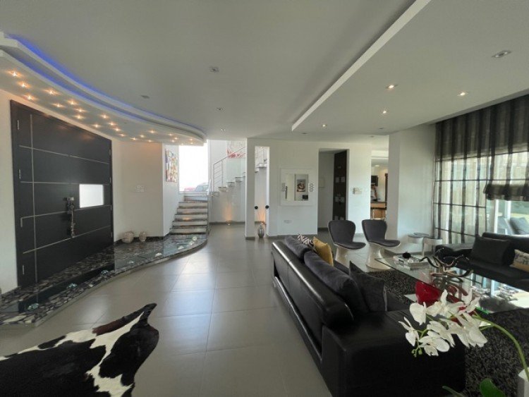 4 Bedroom House for Rent in Ypsonas, Limassol District