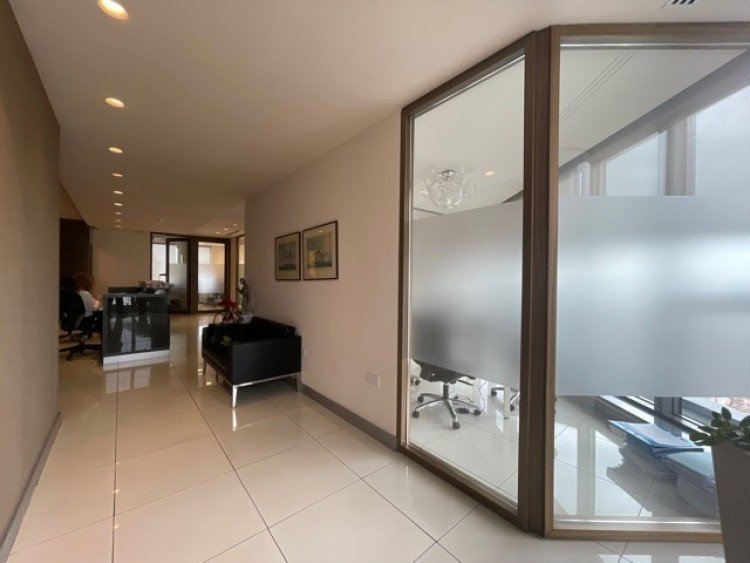 507m² Office for Rent in Limassol – Mesa Geitonia