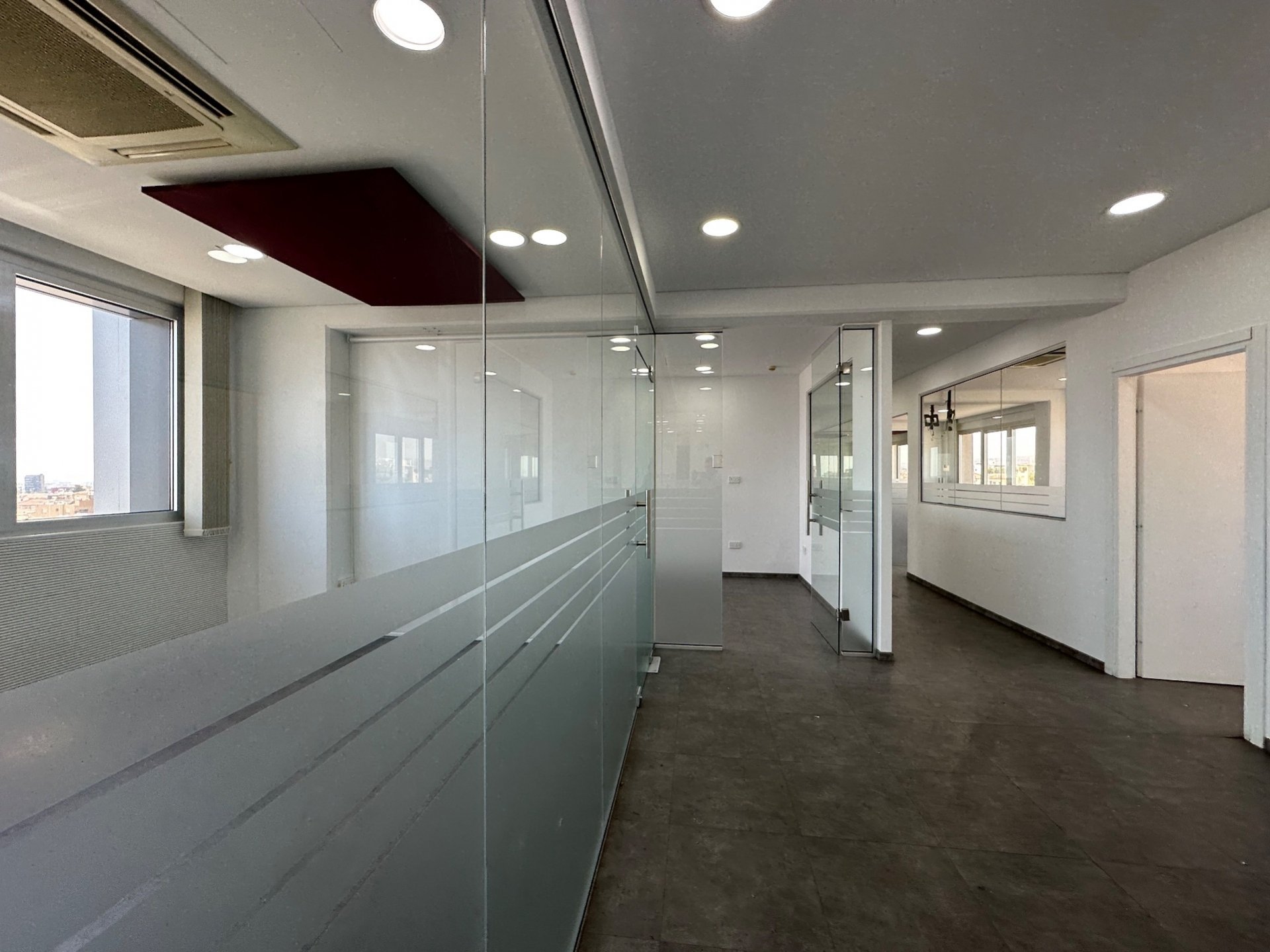 350m² Office for Rent in Limassol – Mesa Geitonia