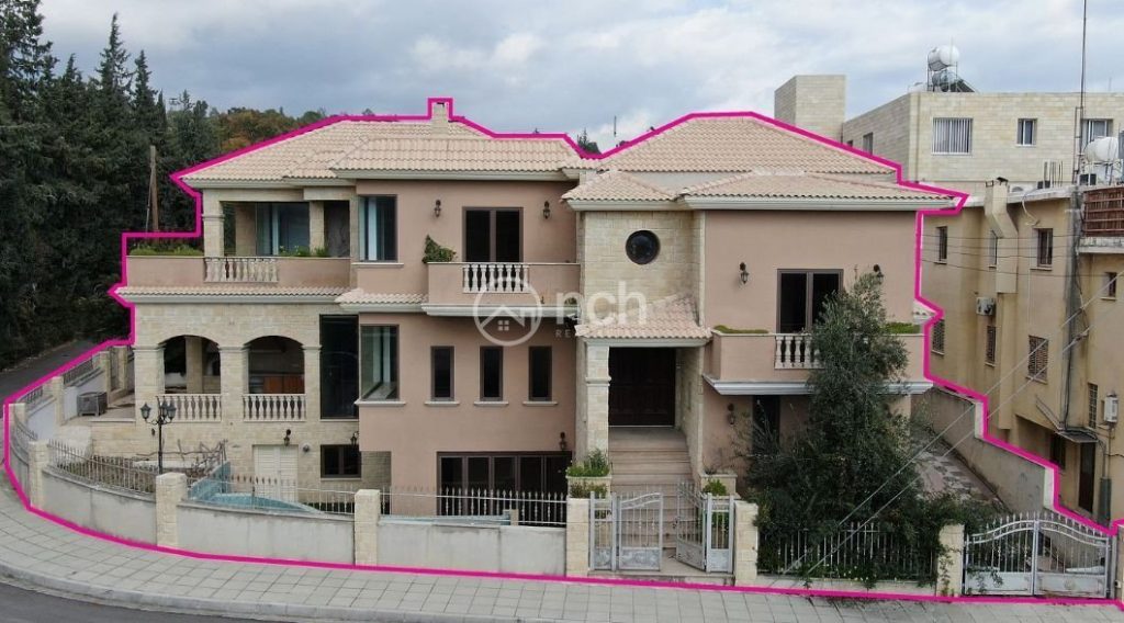 5 Bedroom House for Sale in Limassol – Ekali